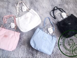 Cute fashion pearl handbag with cloud bagcharm