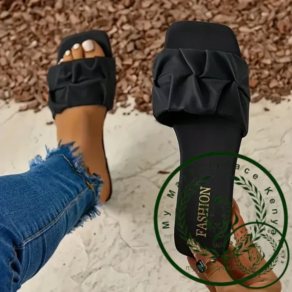 Summer Slippers for Women Flip Flops Flats New Pleated Korean Slippers Women Sandals Green Slip on Shoes Plus Size 35-43