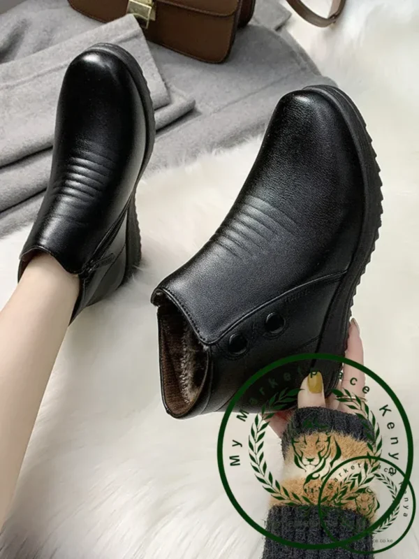 Winter Women Boots 2025 Trendy Mother Boots Fashion Soft Leather Short Tube Bare Boots Outdoor Leisure Platform Shoes Women Shoe - Image 4