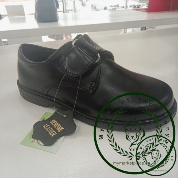 Bata Strapped