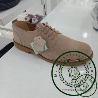 Bata Safari Baggie Flat