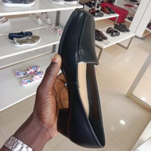 Bata Low-heel Official Black 6093