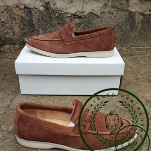 Loro Piana Sizes 39 to 45 Brown