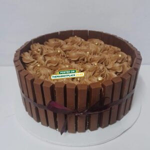KitKat Chocolate Cake